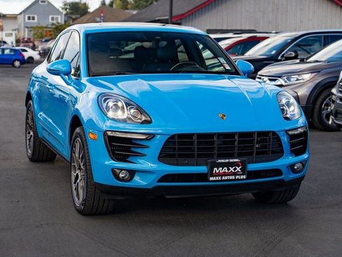 Used 2017 Porsche Macan S image 2