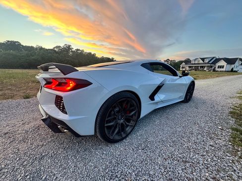 Used 2021 Chevrolet Corvette Stingray Preferred Cpe w/ Z51 Performance Package RWD image 9
