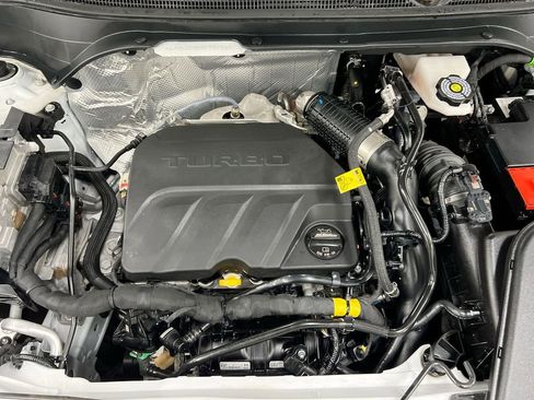 Used 2024 Chevrolet Trax RS w/ Driver Confidence Package FWD image 24
