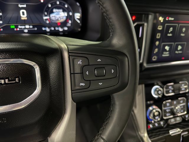 Used 2024 GMC Yukon Denali AWD/4WD image 19