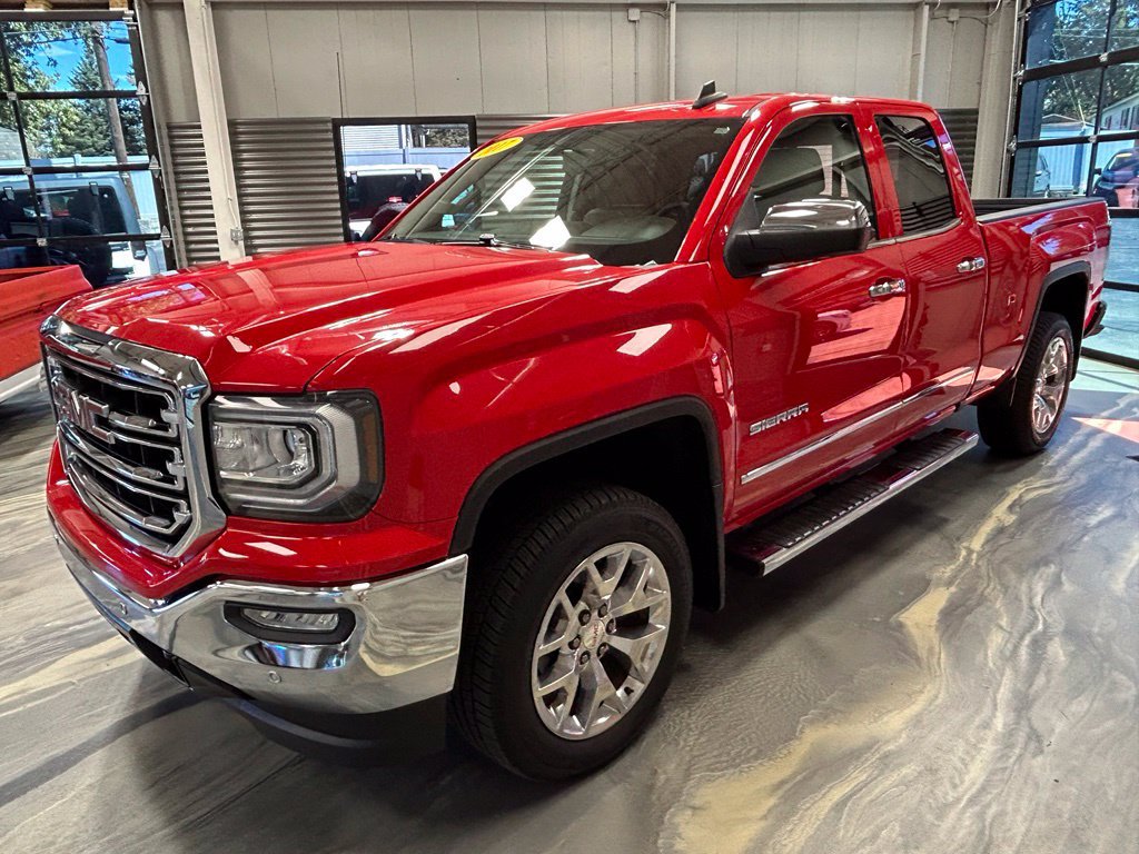 Used 2017 GMC Sierra 1500 SLT w/ SLT Premium Package AWD/4WD image 37