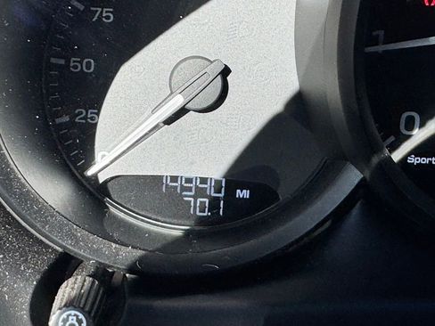 Used 2023 Porsche Macan image 47