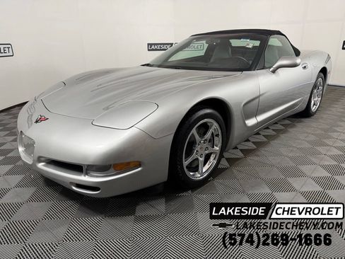 Used 2004 Chevrolet Corvette Convertible w/ Preferred Equipment Group RWD image 1