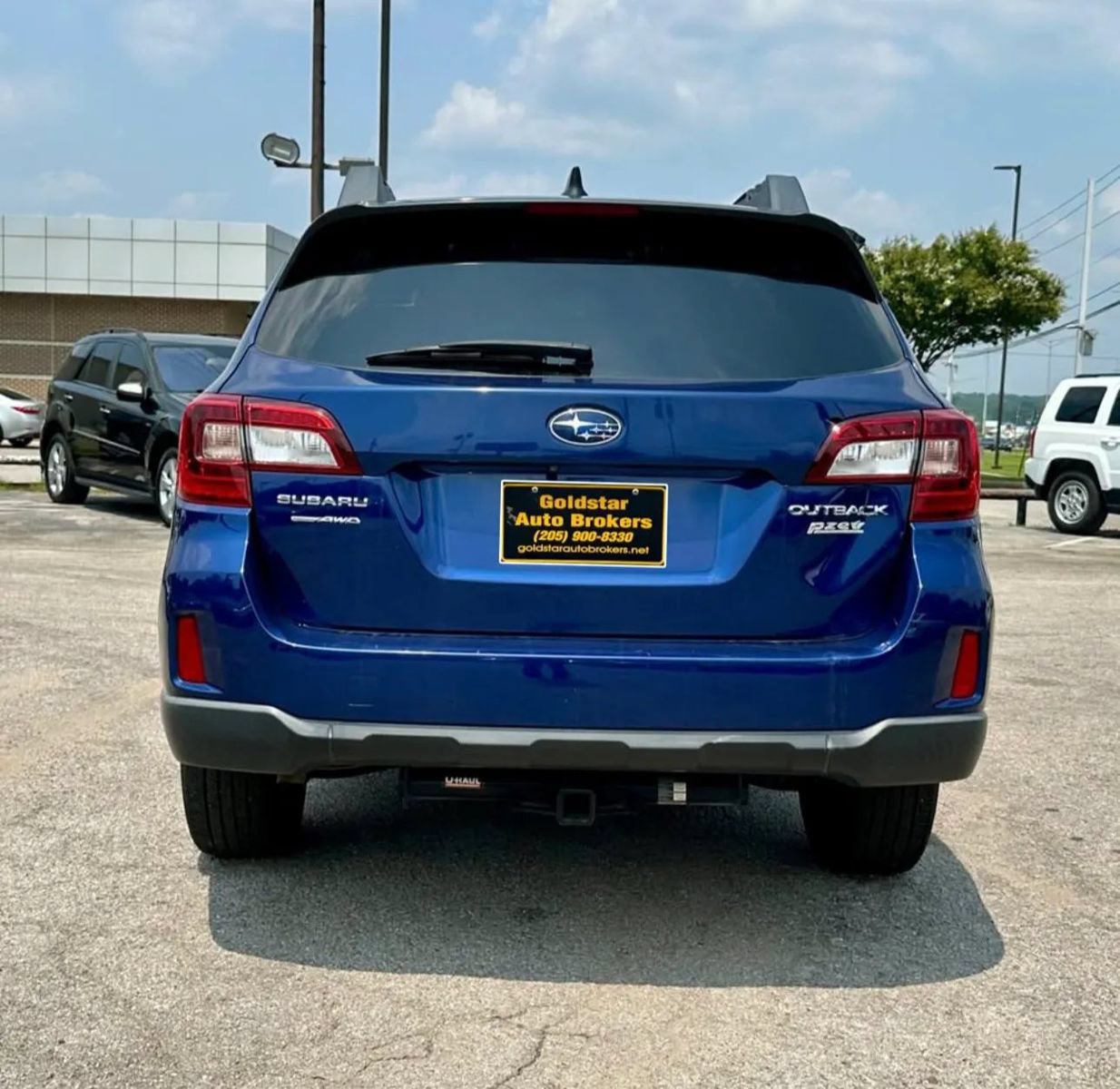 Used 2017 Subaru Outback 2.5i Premium AWD/4WD image 4