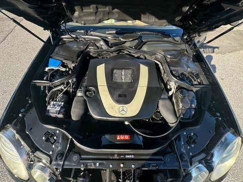 Used 2009 Mercedes-Benz E 350 Sedan w/ Premium 1 Pkg image 13