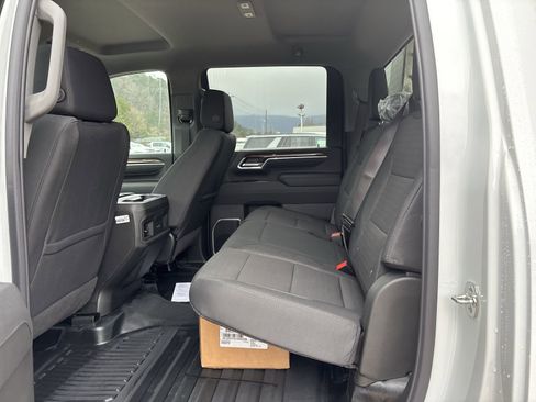 New 2026 Chevrolet Silverado 3500 LT w/ Convenience Package image 24