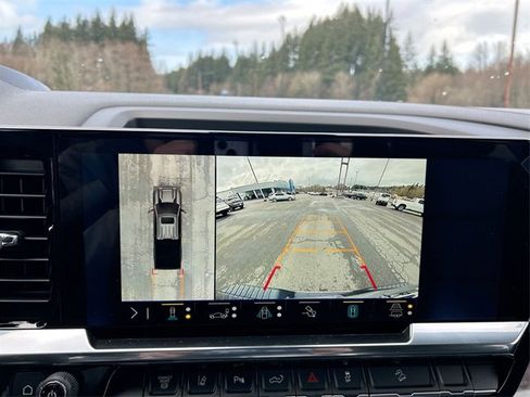 New 2025 Chevrolet Silverado 3500 LTZ w/ LTZ Premium Package image 15