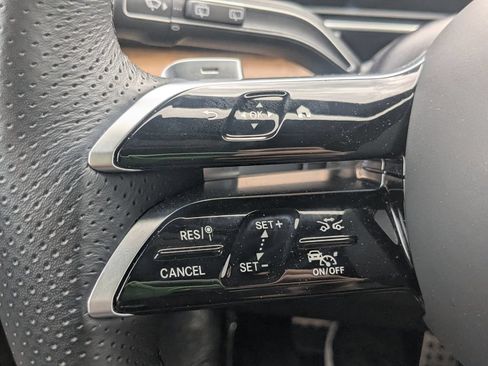 Used 2025 Mercedes-Benz GLS 450 4MATIC w/ AMG Line Exterior image 12