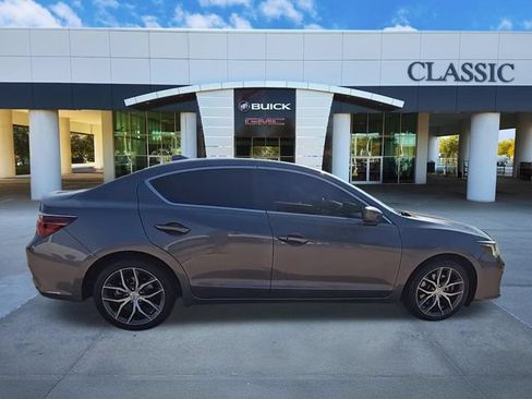 Used 2022 Acura ILX w/ Premium Package FWD image 9