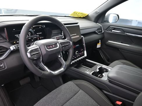 New 2025 GMC Acadia Elevation image 20