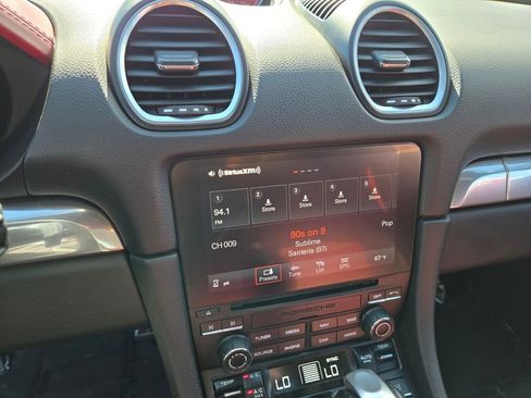 Used 2017 Porsche 718 Boxster S image 22