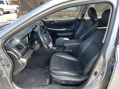 Used 2016 Subaru Legacy 2.5i Limited AWD/4WD image 9