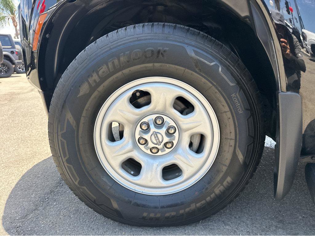 Used 2022 Nissan Frontier S w/ Technology Package RWD image 14