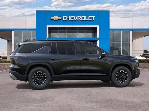New 2026 Chevrolet Traverse Z71 w/ Enhanced Driving Package AWD/4WD image 5