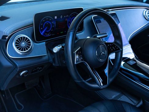 Used 2023 Mercedes-Benz EQS 450+ 4MATIC Sedan image 16