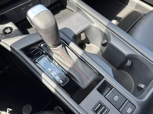 New 2026 Nissan Sentra SR w/ SR Premium Package FWD image 32