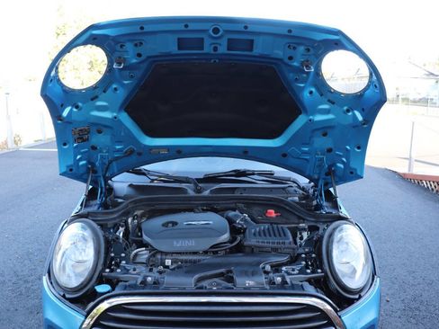 Used 2016 MINI Cooper 2-Door Hardtop image 11