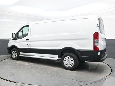 Used 2025 Ford Transit 250 Low Roof w/ Exterior Upgrade Package RWD image 4