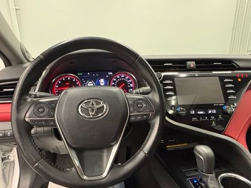 Used 2019 Toyota Camry XSE w/ Navigation Package FWD image 17