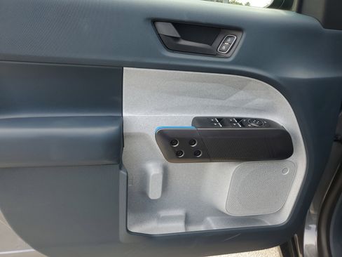 New 2025 Ford Maverick XLT w/ XLT Luxury Package image 11