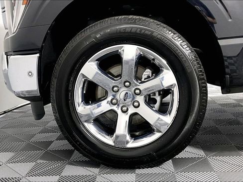 Used 2022 Ford F150 Lariat w/ Equipment Group 502A High AWD/4WD image 8