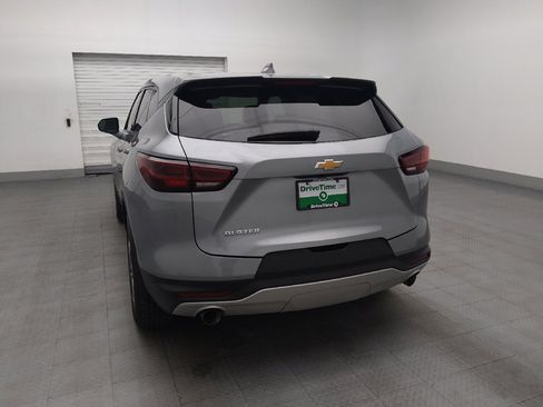 Used 2025 Chevrolet Blazer LT FWD image 6