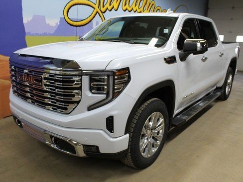 New 2026 GMC Sierra 1500 Denali w/ Technology Package image 8