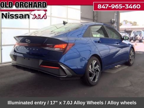 Used 2025 Hyundai Elantra Sport FWD image 5