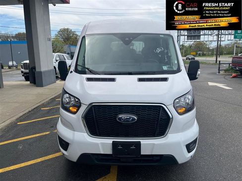 Used 2024 Ford Transit 350 XLT image 3