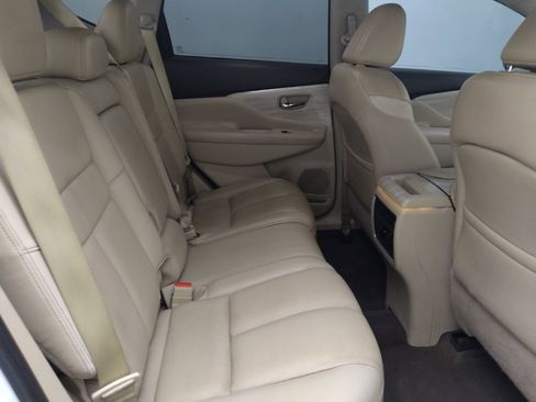Used 2016 Nissan Murano Platinum w/ Platinum Technology Package FWD image 19