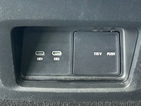 Used 2024 Volkswagen Atlas SE FWD image 57