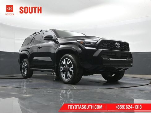 Used 2025 Toyota 4Runner TRD Sport Premium AWD/4WD image 43