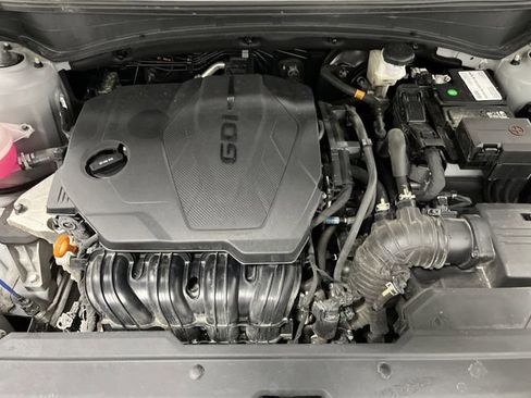 Used 2025 Kia Sportage SX image 37