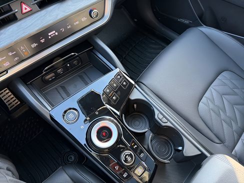 Used 2025 Kia Sportage X-Line Prestige image 18