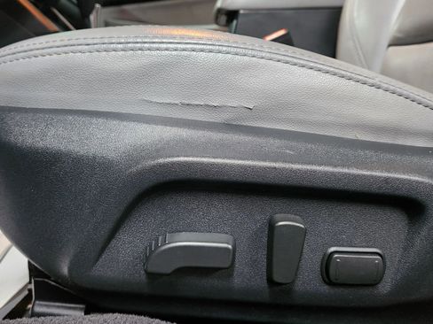 Used 2018 Subaru Outback 2.5i Limited image 10