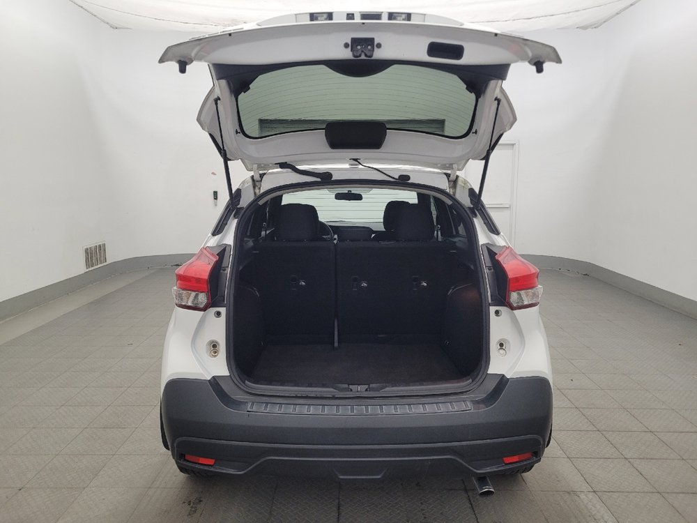 Used 2018 Nissan Kicks SV w/ Exterior Package FWD image 29
