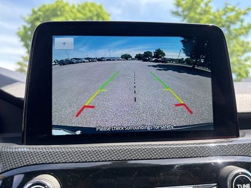 Used 2025 Ford Escape ST-Line FWD image 35