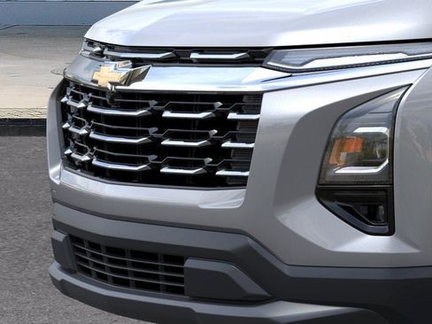 New 2026 Chevrolet Equinox LT w/ Safety and Technology Package FWD image 37