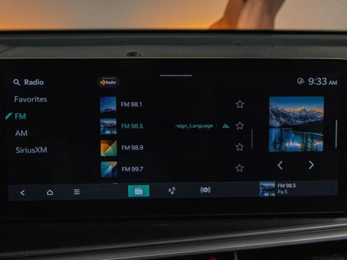 New 2025 Kia Sorento S w/ Panoramic Sunroof Package image 9