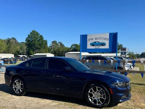 Used 2015 Dodge Charger SE w/ Popular Equipment Group image 1