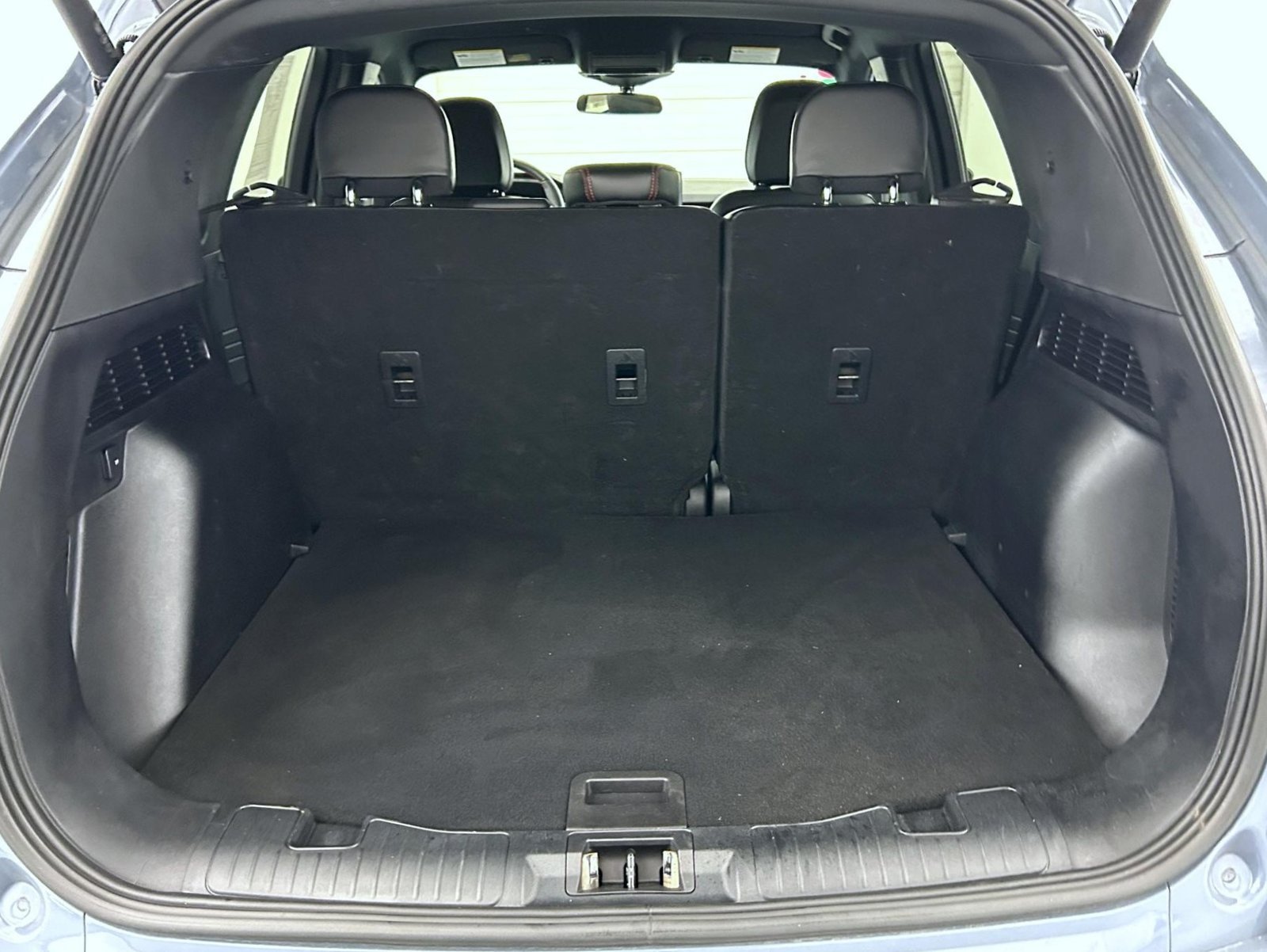 Used 2024 Ford Escape ST-Line w/ Tech Pack #1 AWD/4WD image 22