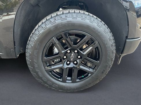 Used 2024 Chevrolet Silverado 1500 RST w/ Convenience Package II AWD/4WD image 14