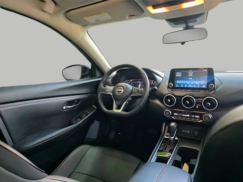 Used 2024 Nissan Sentra SR w/ SR Premium Package FWD image 8