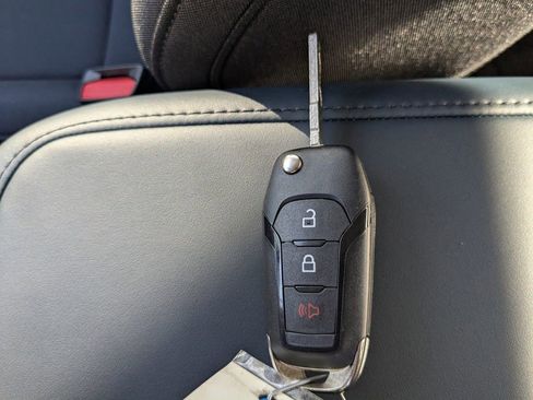 New 2025 Ford Maverick XL image 32