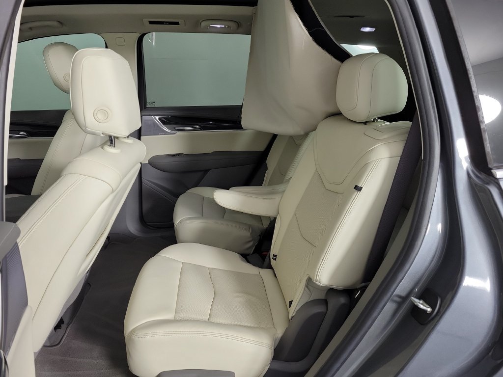 Used 2020 Cadillac XT6 Premium Luxury FWD image 13