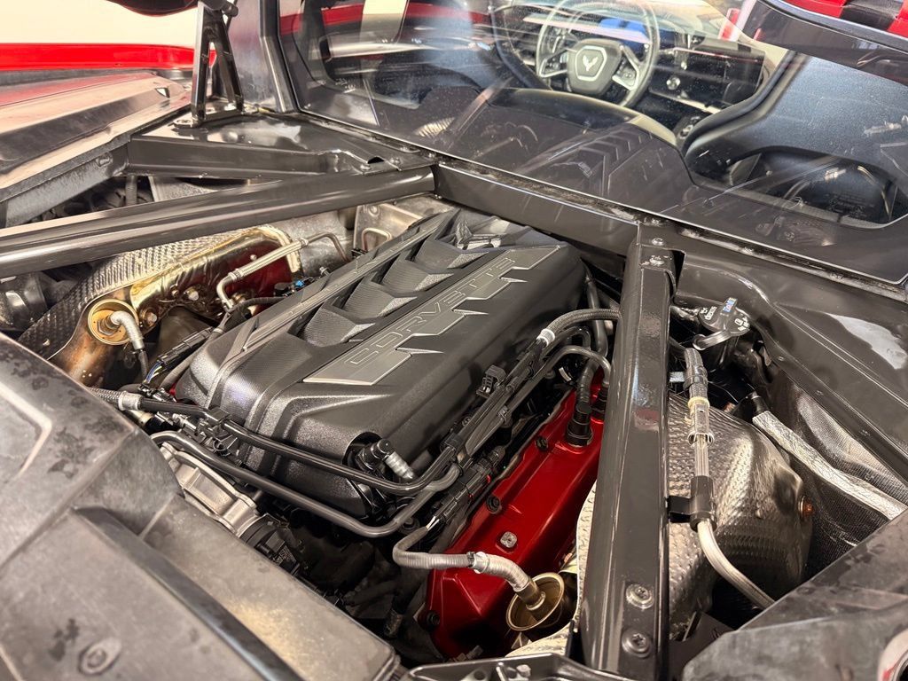Used 2020 Chevrolet Corvette Stingray Preferred Cpe w/ 2LT Preferred Equipment Group RWD image 22