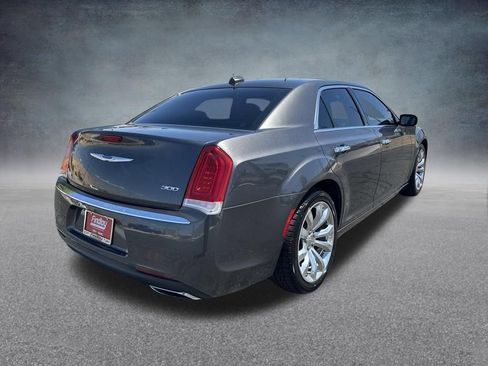Used 2018 Chrysler 300 Limited w/ Safetytec Plus Group RWD image 3
