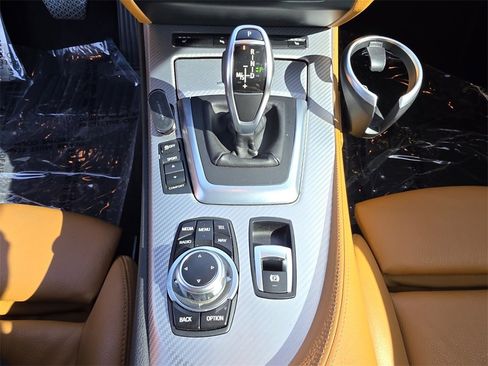 Used 2015 BMW Z4 sDrive35i image 17