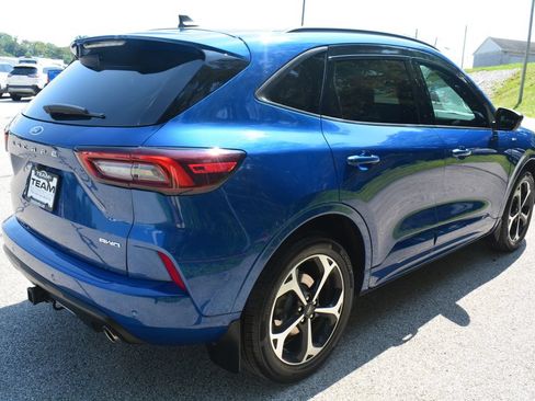 Used 2023 Ford Escape ST-Line Select w/ Tech Pack #2 AWD/4WD image 5