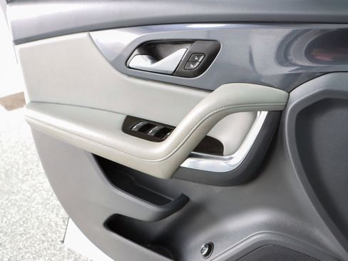 Used 2019 Chevrolet Blazer LT image 21